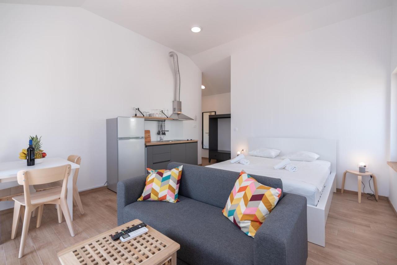 Brand New Apt W Balcony & Perfect Seaview At Center Hvar Town Exterior photo
